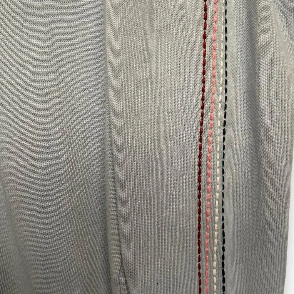 Sundry Clothing Grey Pullover Women's Size 1‎ (Small)